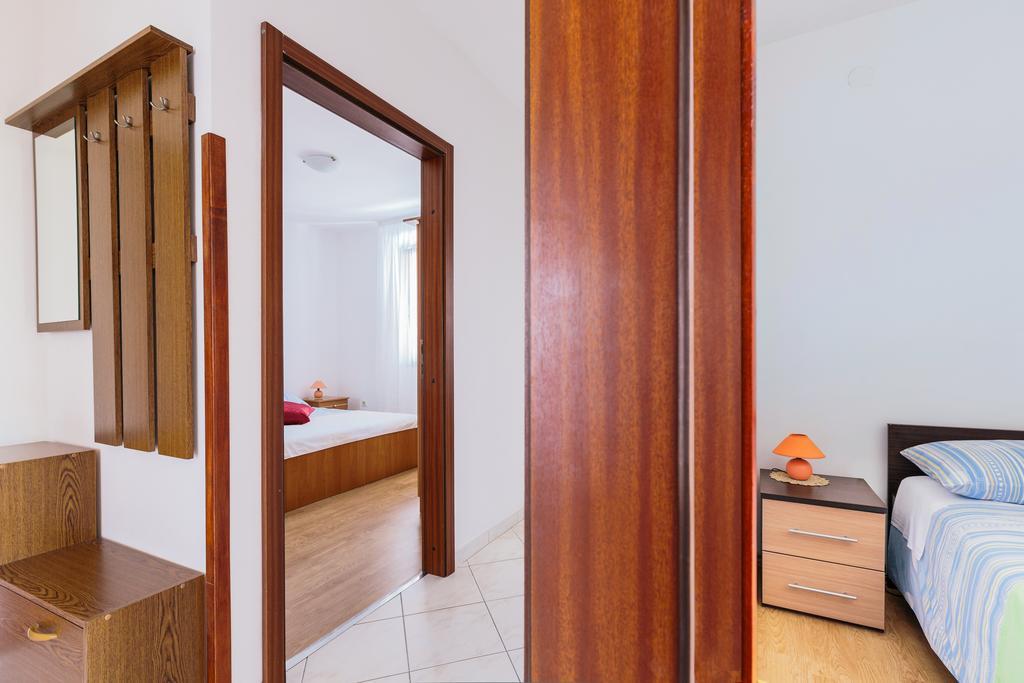 Andela Apartment Pula Kamer foto