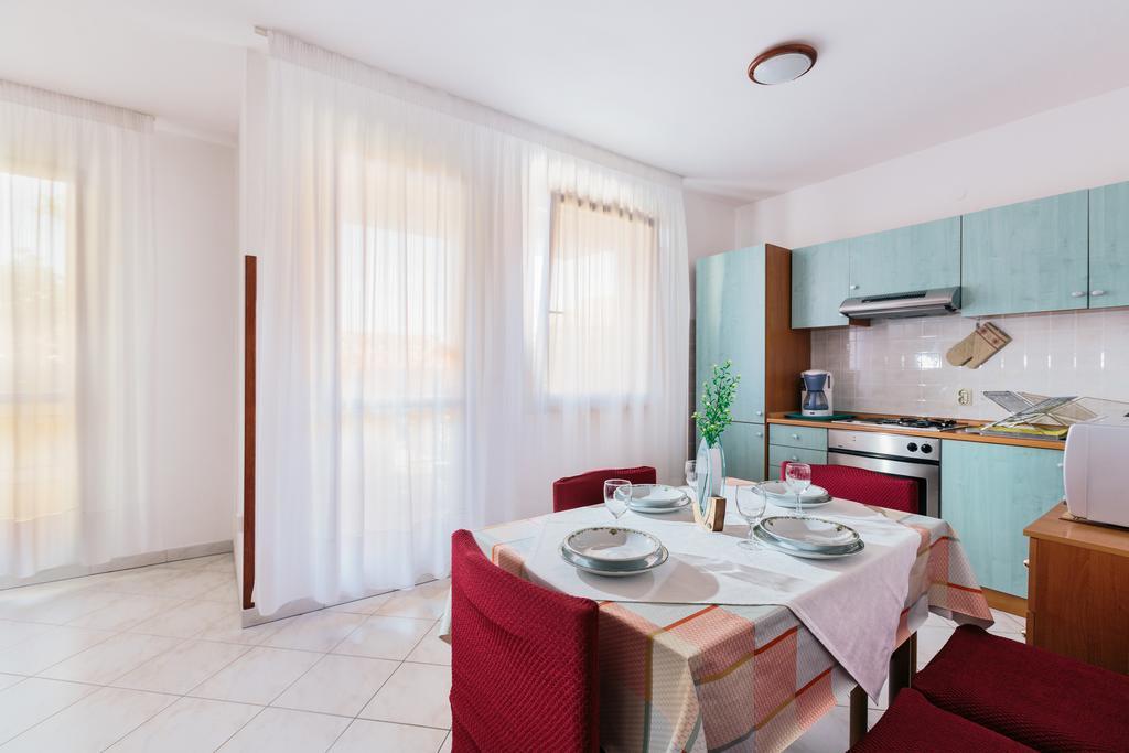 Andela Apartment Pula Kamer foto